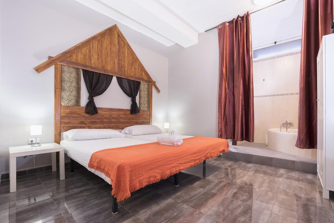 Hostal Ciudad Jardin Малага Экстерьер фото