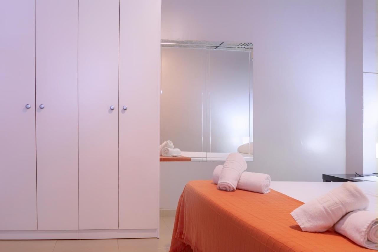 Hostal Ciudad Jardin Малага Экстерьер фото