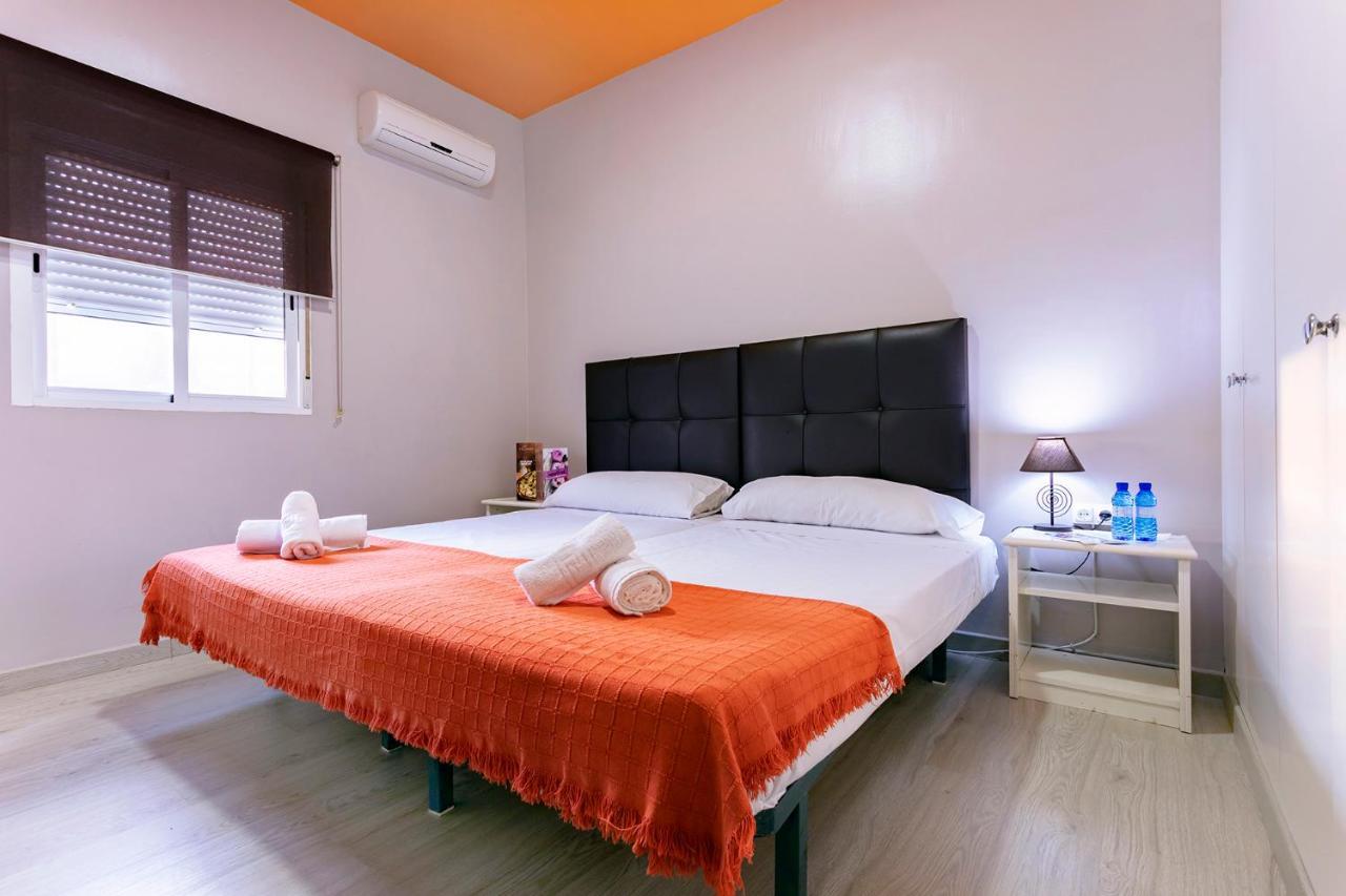 Hostal Ciudad Jardin Малага Экстерьер фото